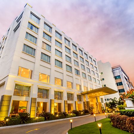 ราดาห์ รีเจนท์ Hotel Kammasandra ภายนอก รูปภาพ