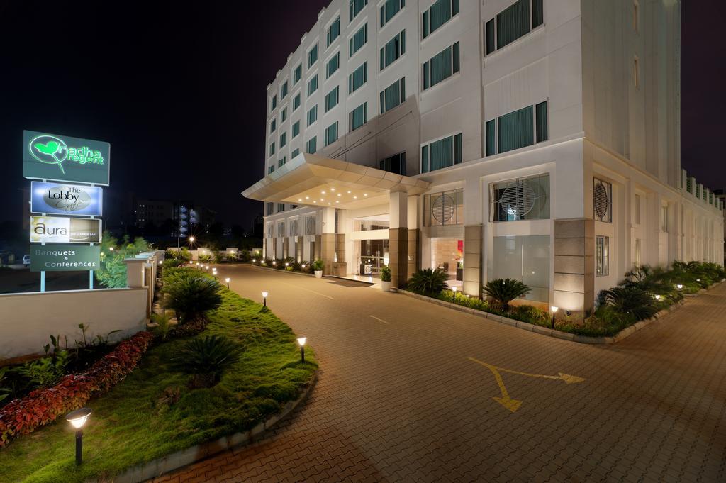 ราดาห์ รีเจนท์ Hotel Kammasandra ภายนอก รูปภาพ