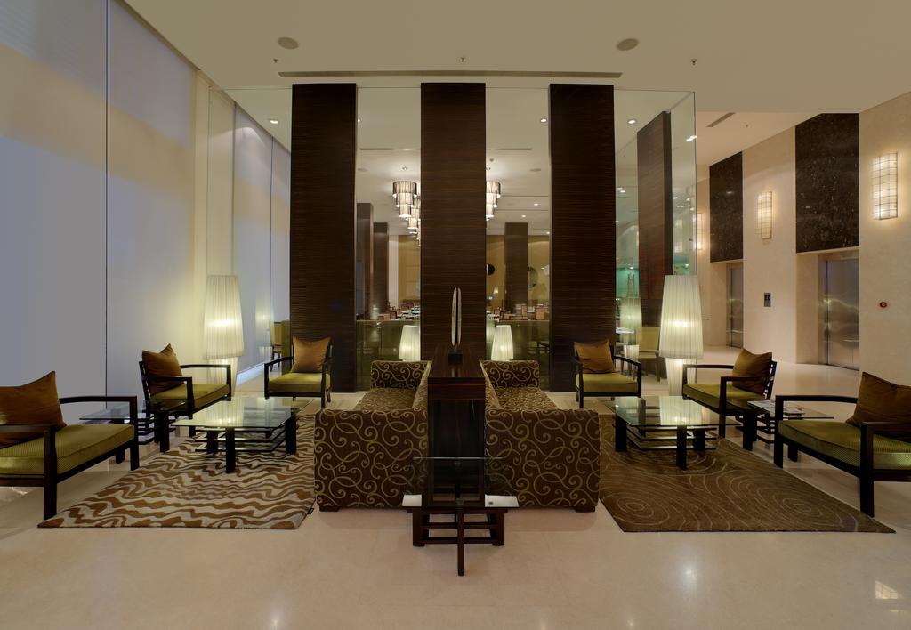 ราดาห์ รีเจนท์ Hotel Kammasandra ภายนอก รูปภาพ