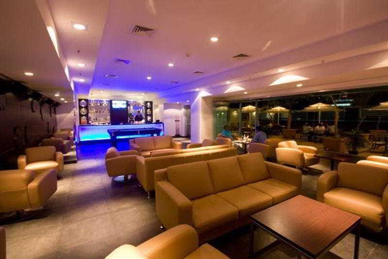 ราดาห์ รีเจนท์ Hotel Kammasandra ภายนอก รูปภาพ