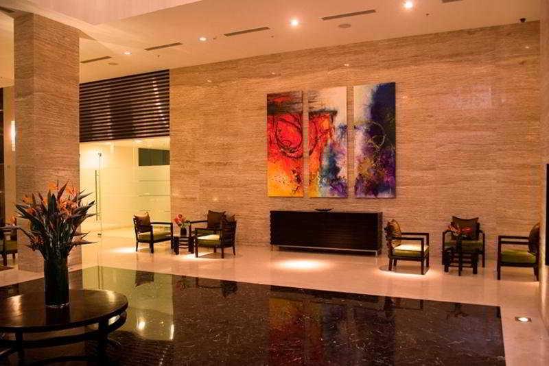ราดาห์ รีเจนท์ Hotel Kammasandra ภายนอก รูปภาพ