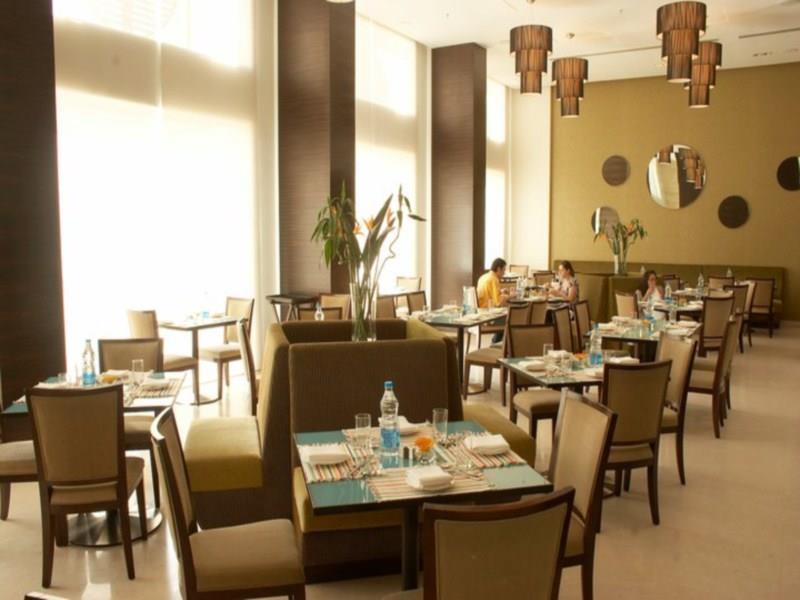 ราดาห์ รีเจนท์ Hotel Kammasandra ภายนอก รูปภาพ