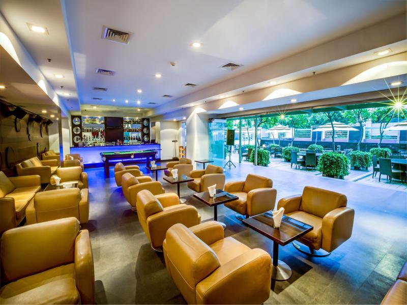 ราดาห์ รีเจนท์ Hotel Kammasandra ภายนอก รูปภาพ